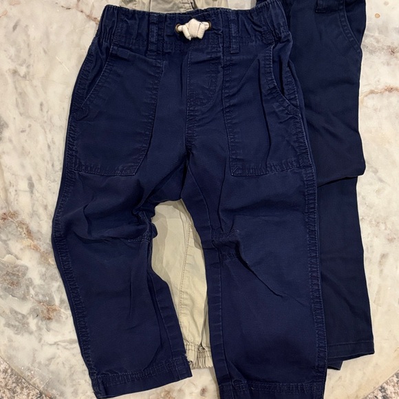 OshKosh B'gosh Kids Pants Trio Bundle - Picture 6 of 7
